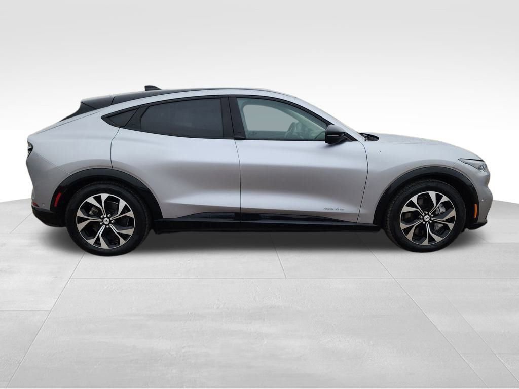 Used 2021 Ford Mustang Mach-E Premium image 8