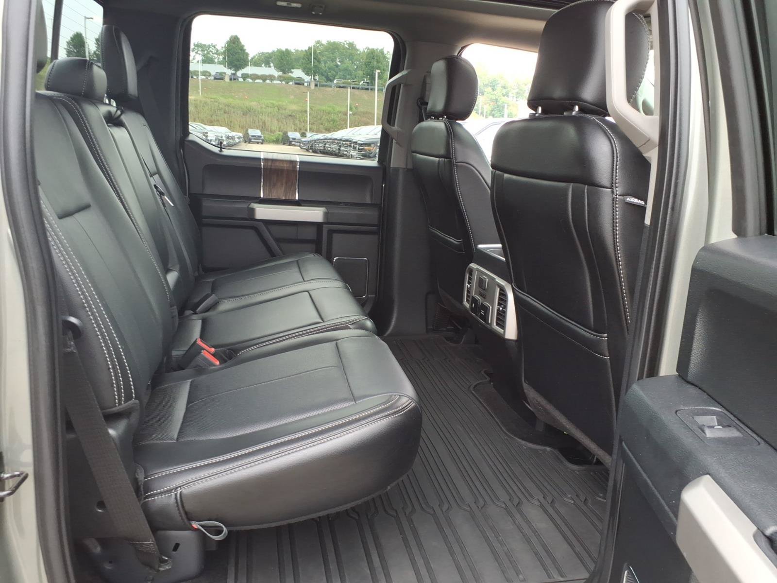 Used 2019 Ford F150 Lariat w/ Equipment Group 502A Luxury AWD/4WD image 10
