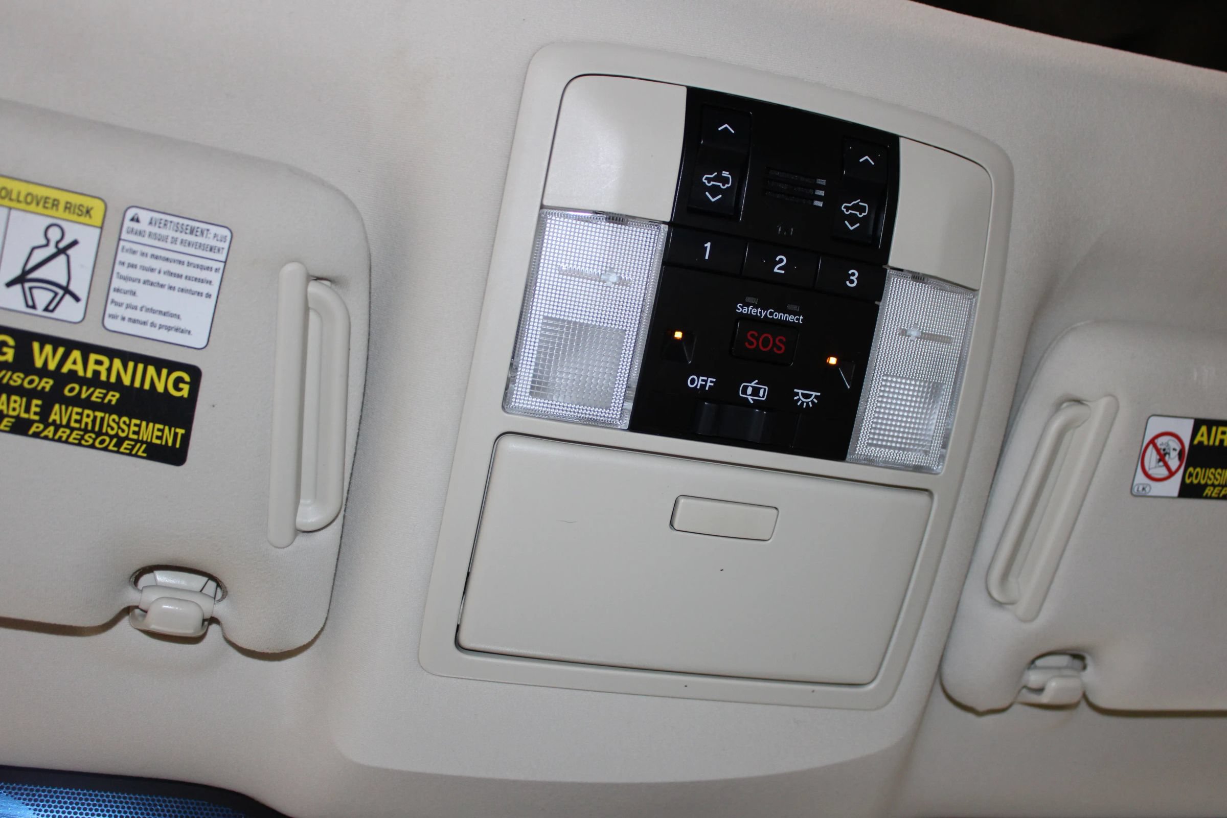 Used 2011 Lexus GX 460 w/ Comfort Plus Pkg AWD/4WD image 27