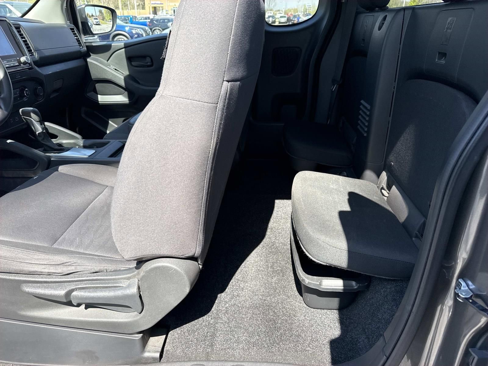 Used 2022 Nissan Frontier S RWD image 27