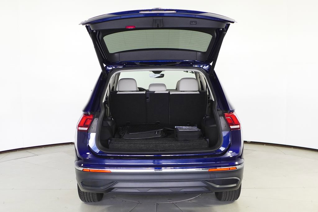 Used 2022 Volkswagen Tiguan SE image 8