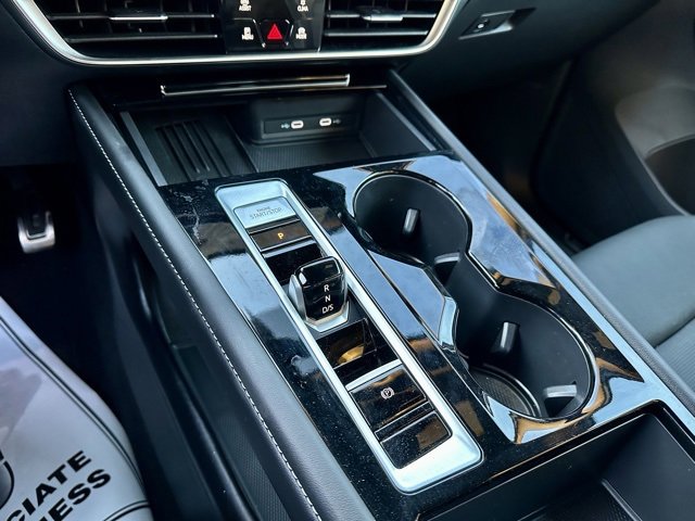 Certified 2025 Volkswagen Atlas Cross Sport SEL R-Line image 25