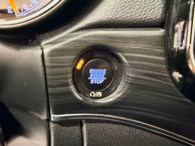 Used 2019 Jeep Grand Cherokee Limited w/ Luxury Group II AWD/4WD image 33