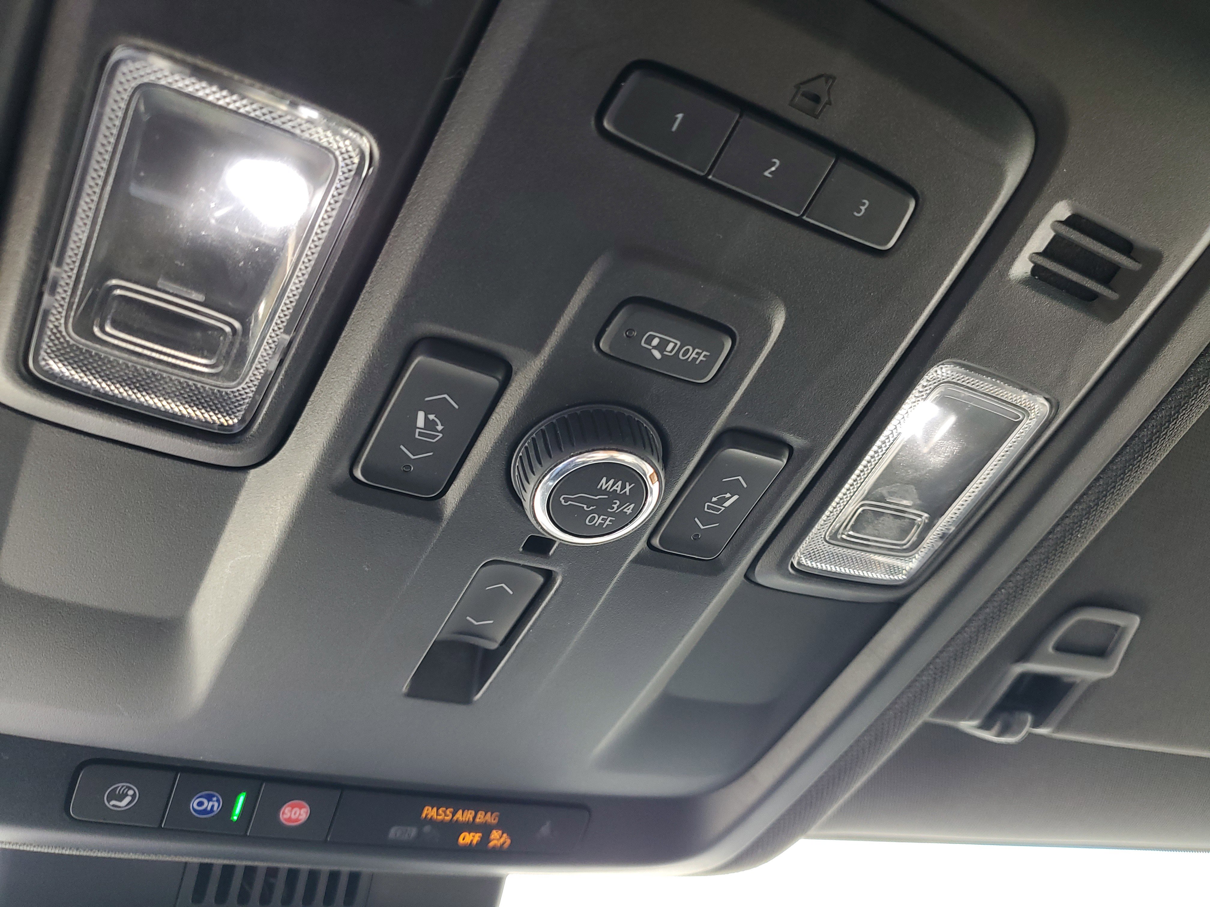 Used 2023 Chevrolet Suburban RST w/ Luxury Package image 20