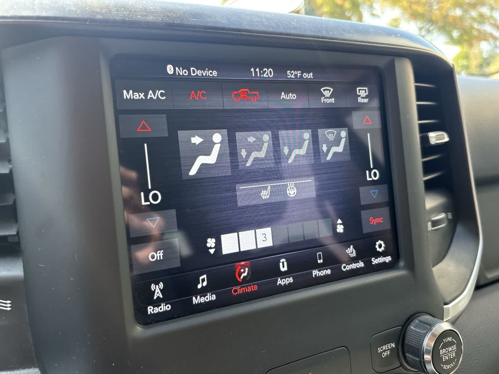 Used 2020 RAM 1500 Big Horn AWD/4WD image 14