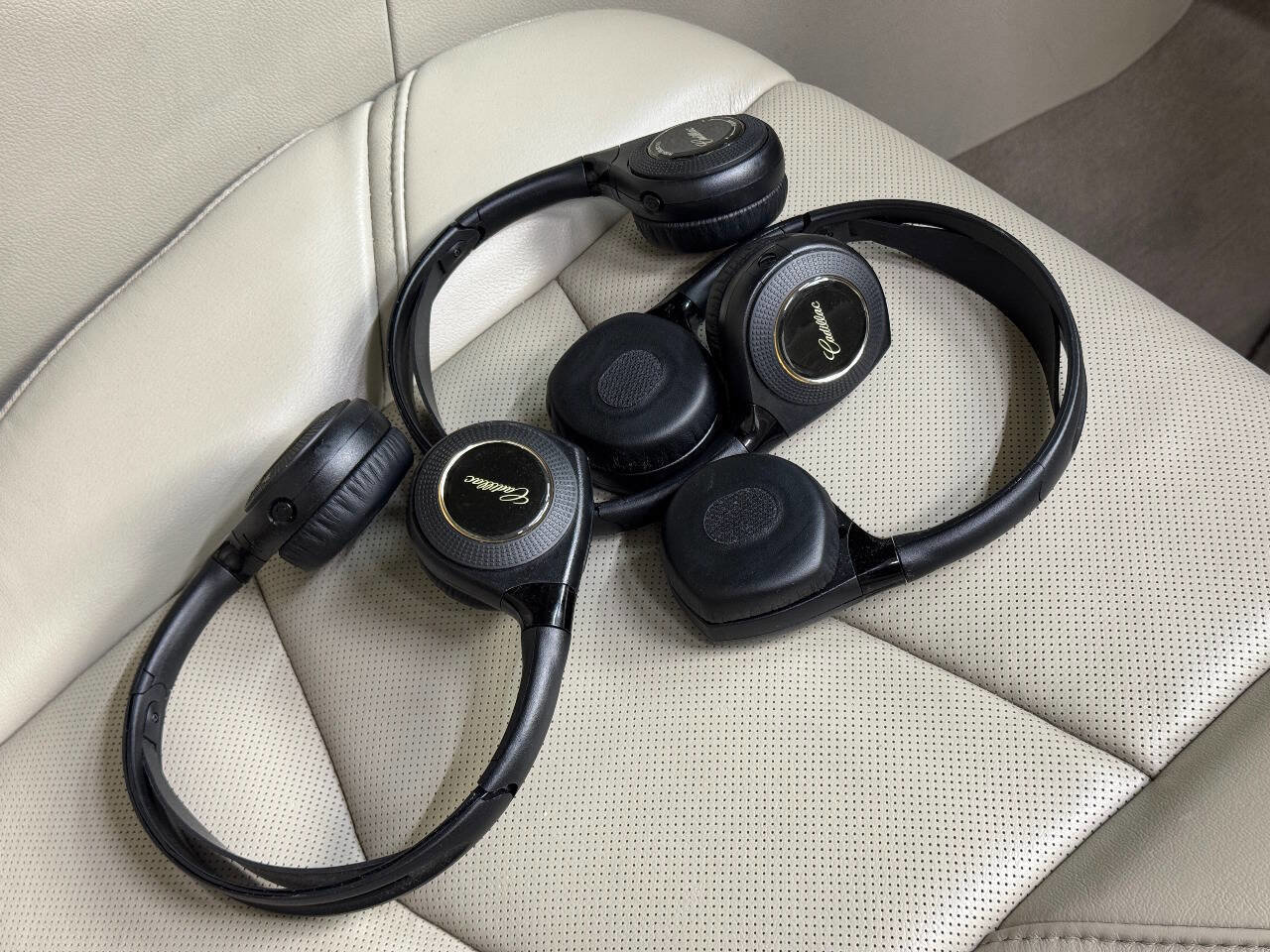 Used 2016 Cadillac Escalade ESV Premium AWD/4WD image 42