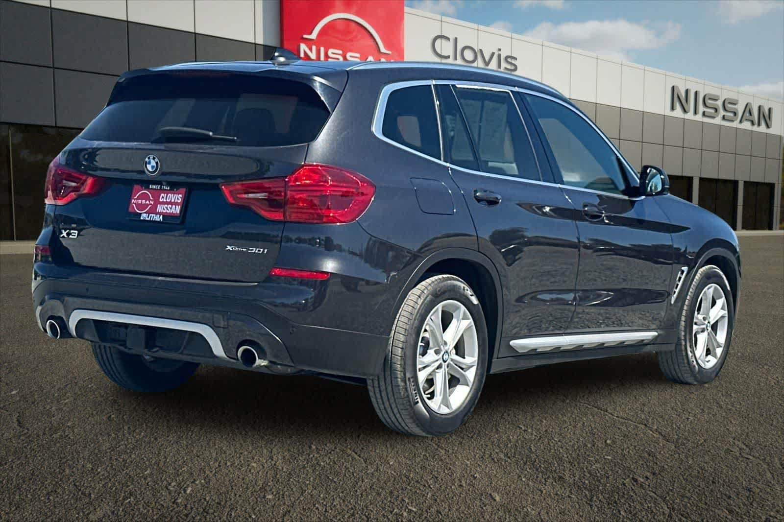 Used 2019 BMW X3 xDrive30i AWD/4WD image 3
