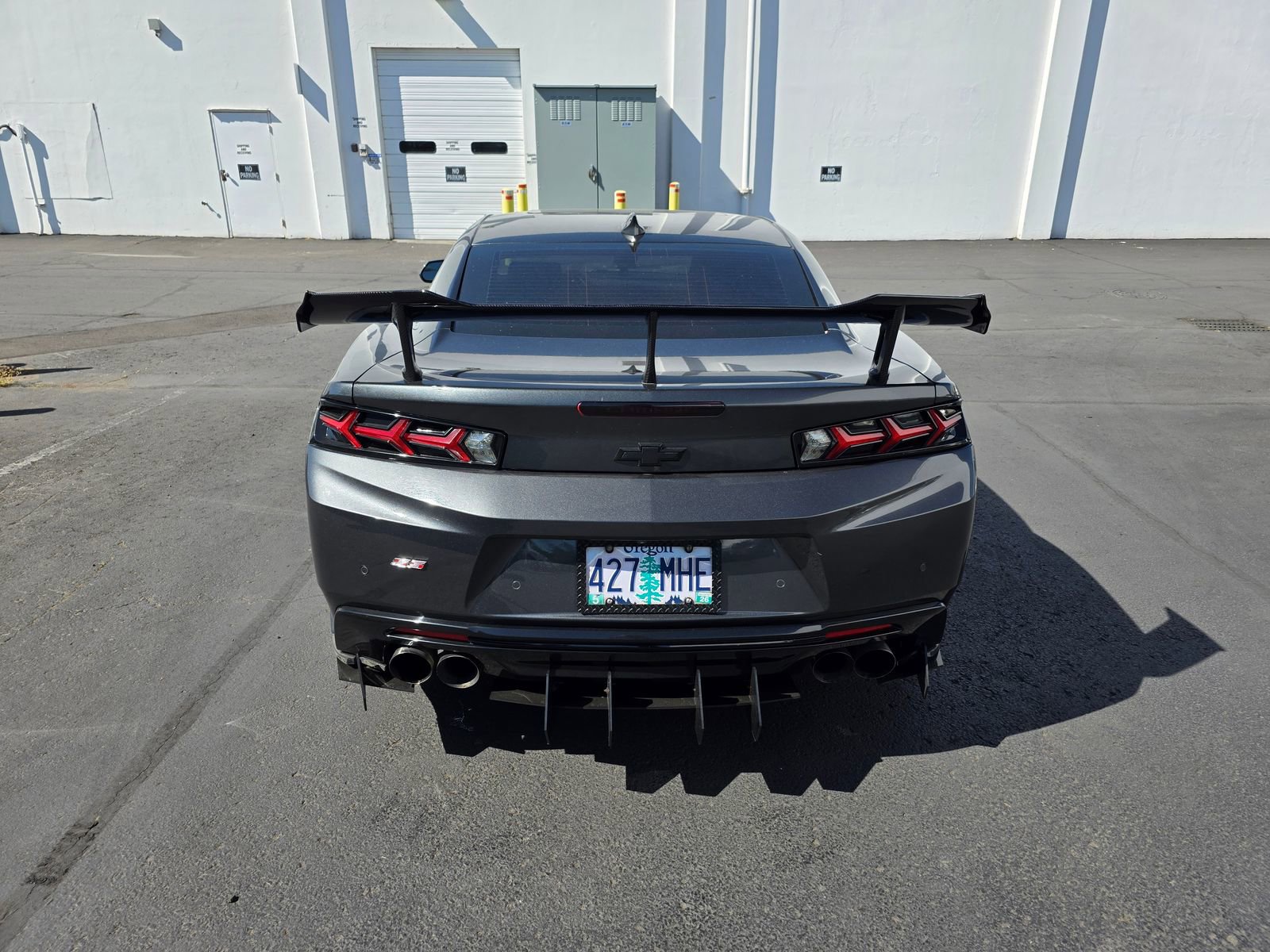 Used 2018 Chevrolet Camaro SS RWD image 6