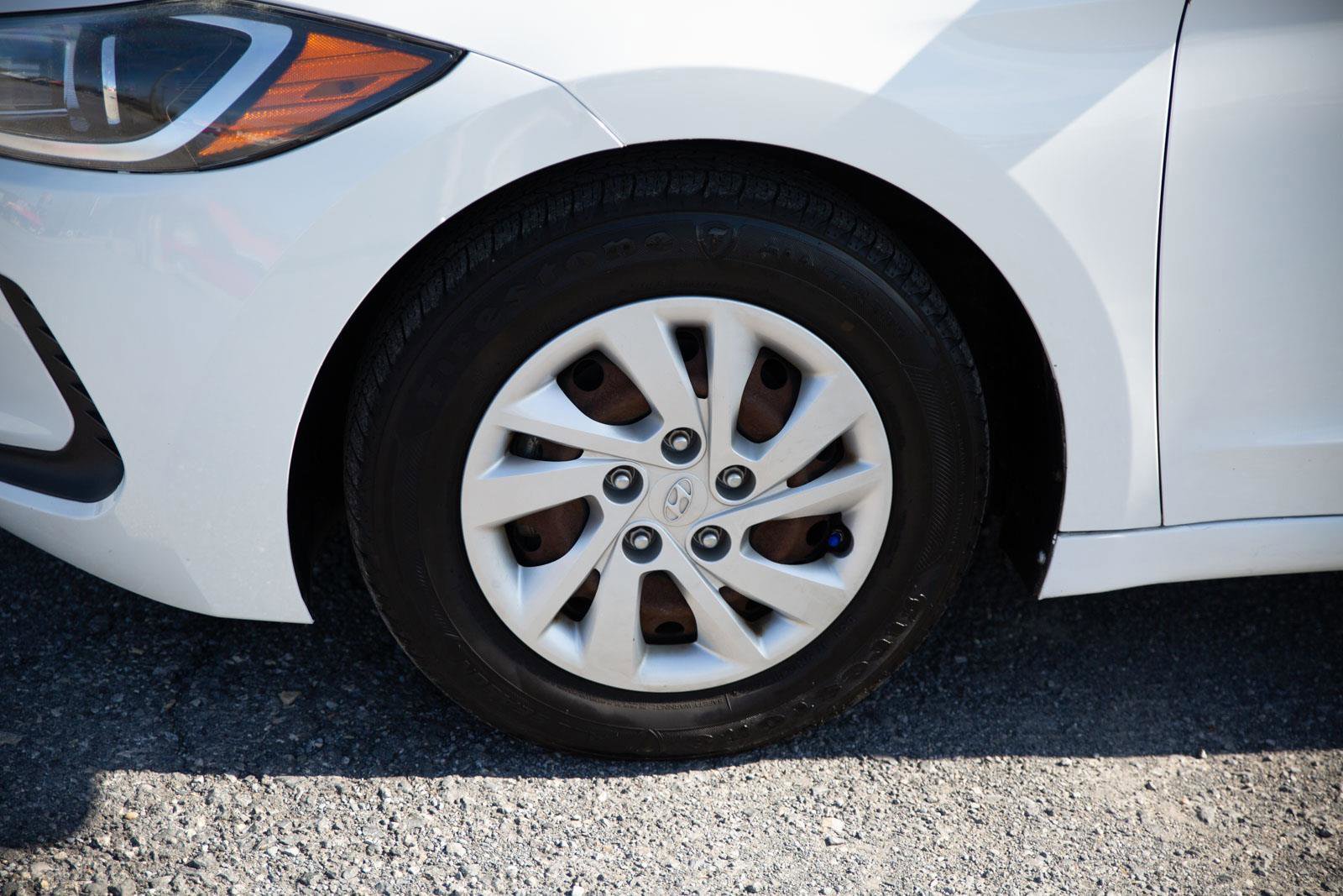 Used 2018 Hyundai Elantra SE image 9