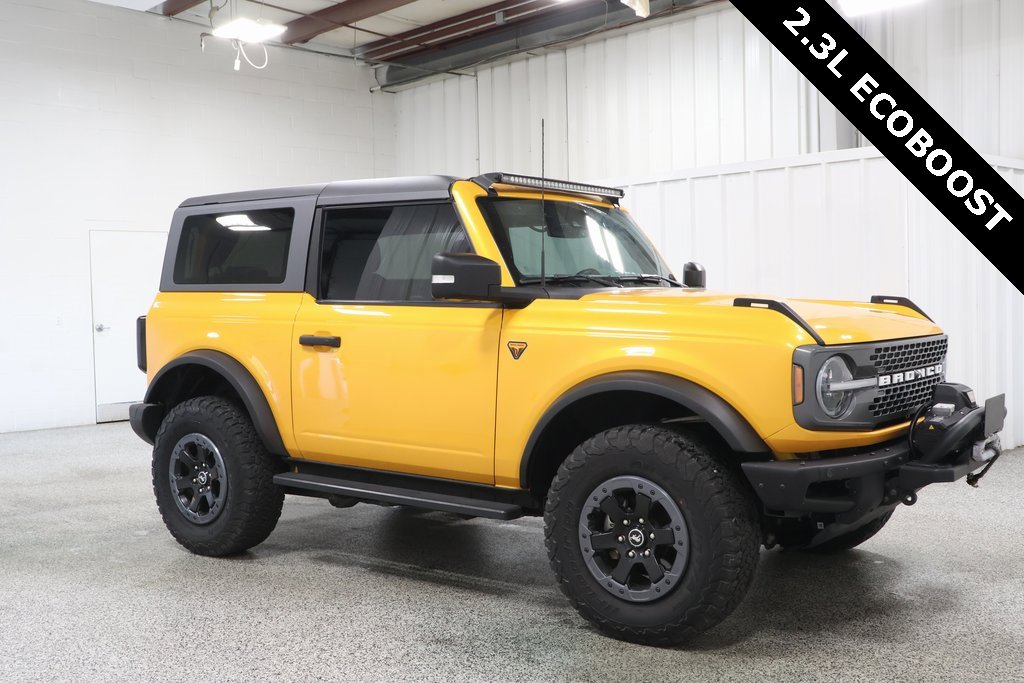 Used 2021 Ford Bronco Badlands image 2