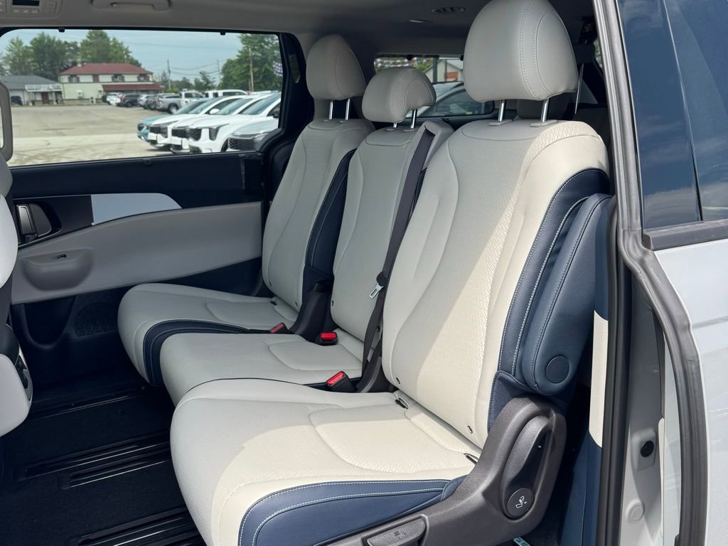 New 2026 Kia Carnival SX Prestige image 13