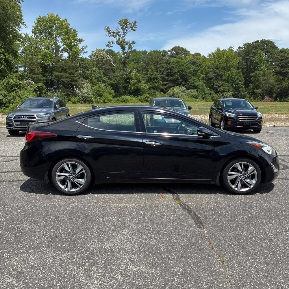 Used 2015 Hyundai Elantra Limited FWD image 4
