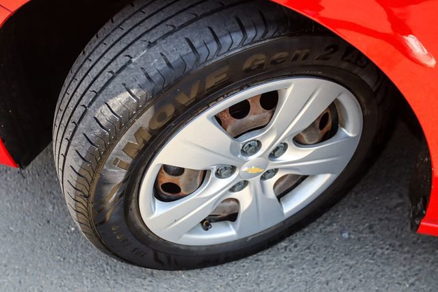 Used 2018 Chevrolet Cruze LS FWD image 49