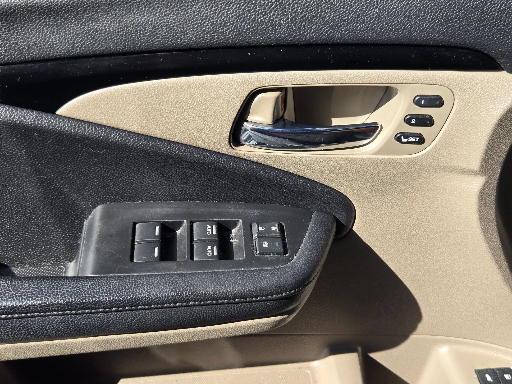 Used 2019 Honda Pilot Elite image 11