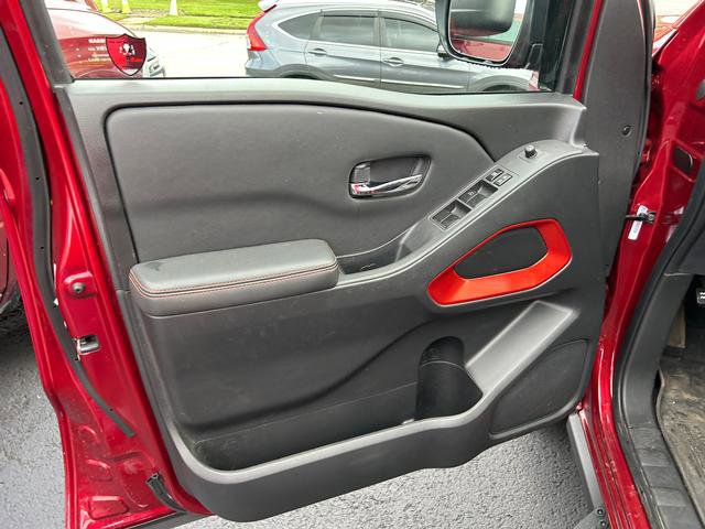 Used 2023 Nissan Frontier PRO-4X w/ Pro Convenience Package image 7