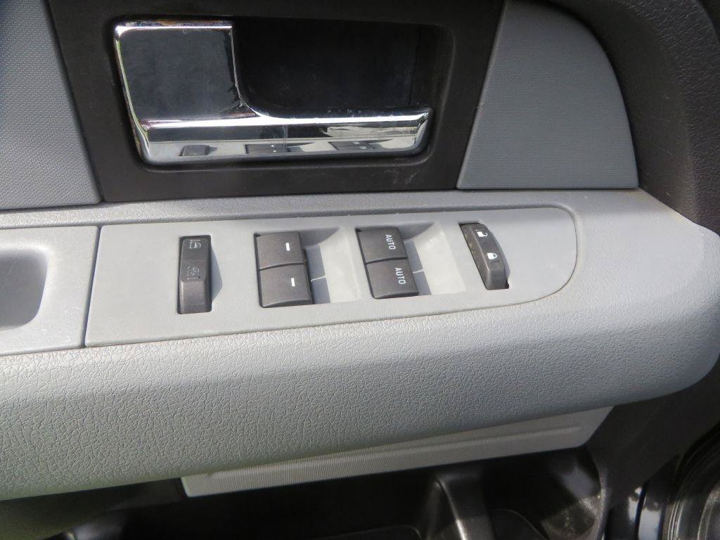 Used 2013 Ford F150 XLT w/ Luxury Equipment Group RWD image 12