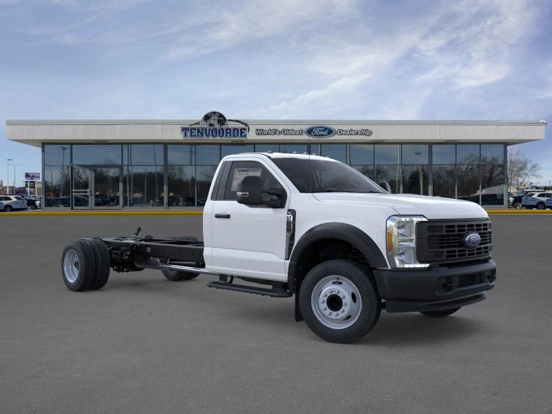 New 2026 Ford F550 2WD Regular Cab Super Duty image 7