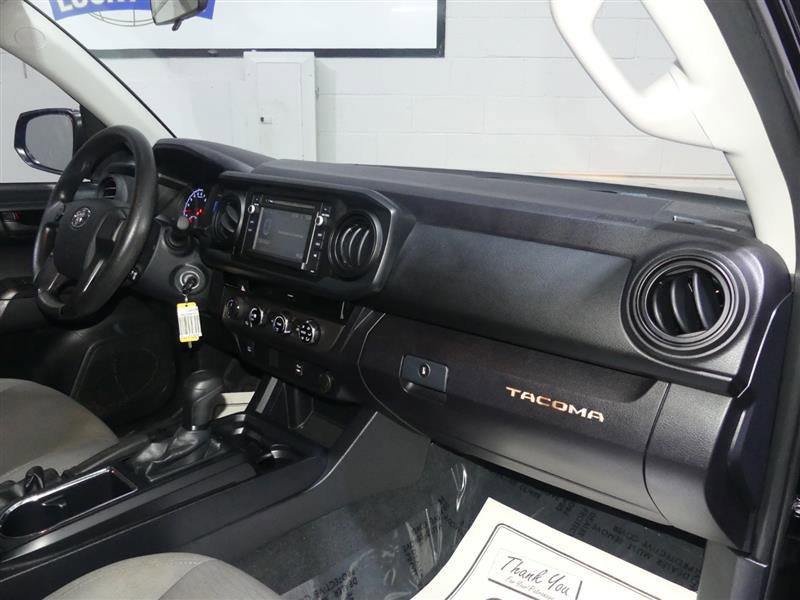 Used 2017 Toyota Tacoma SR image 21