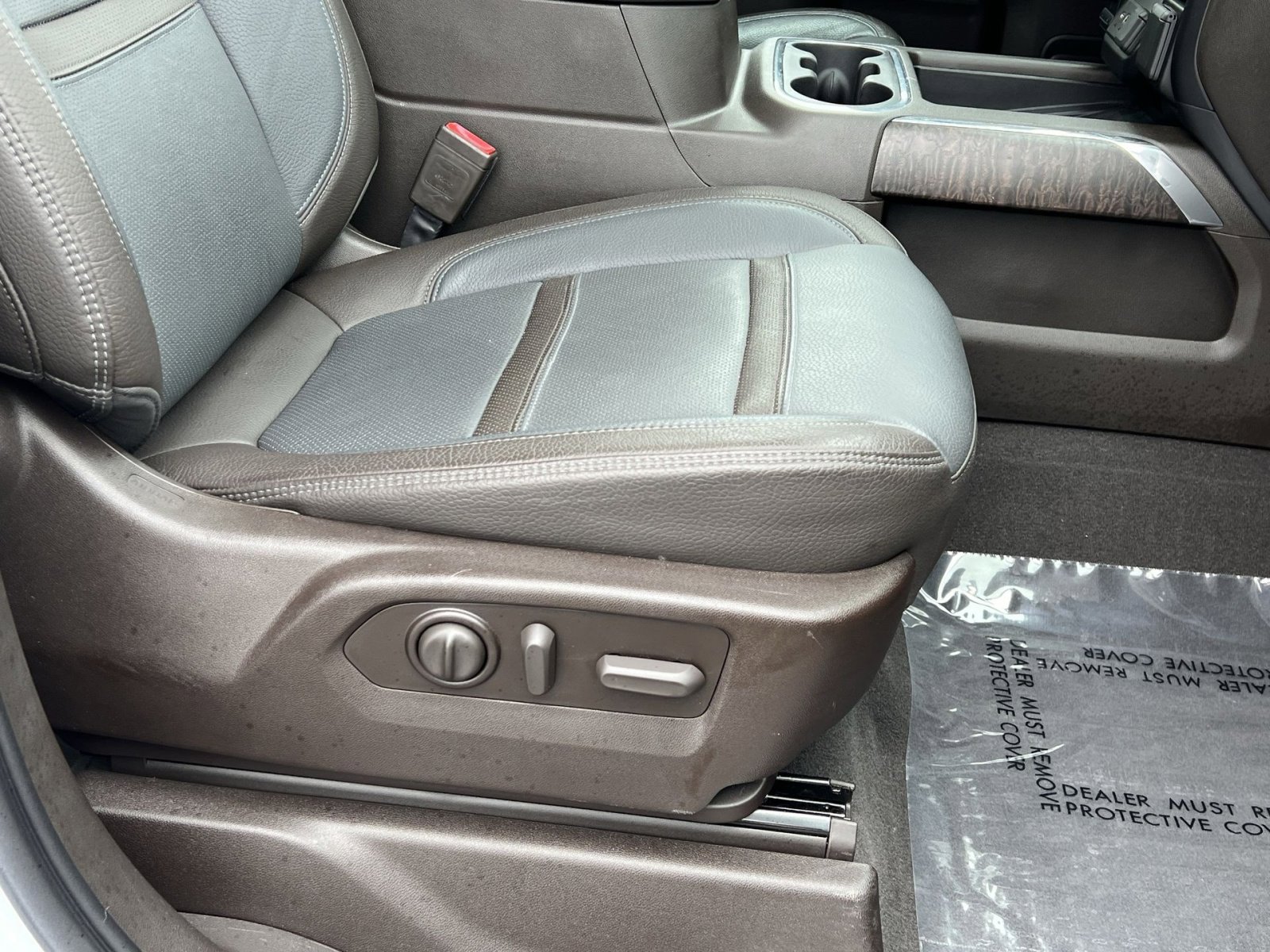 Used 2021 GMC Sierra 2500 Denali w/ Denali Ultimate Package image 27