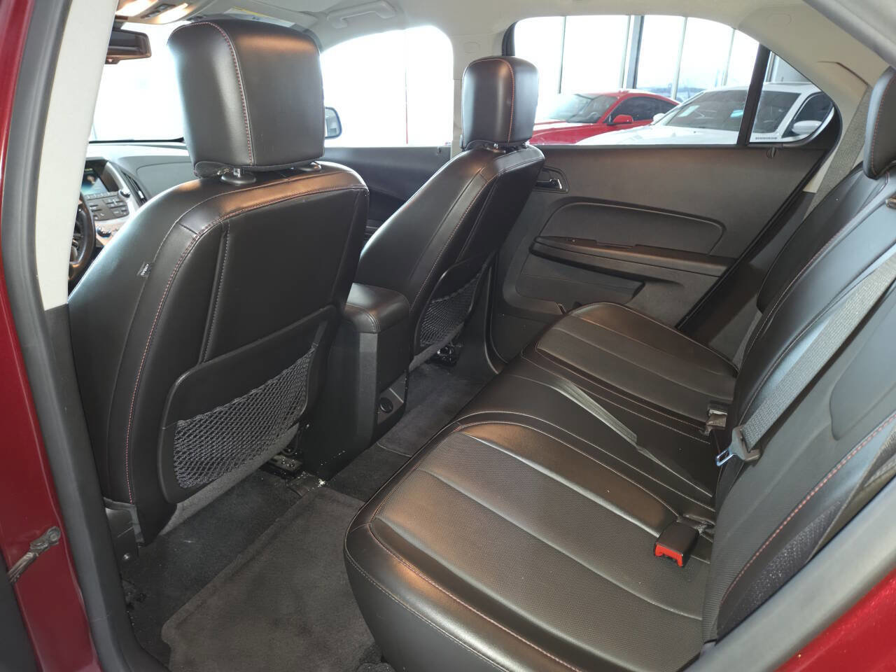 Used 2016 Chevrolet Equinox LTZ w/ Enhanced Convenience Package FWD image 21