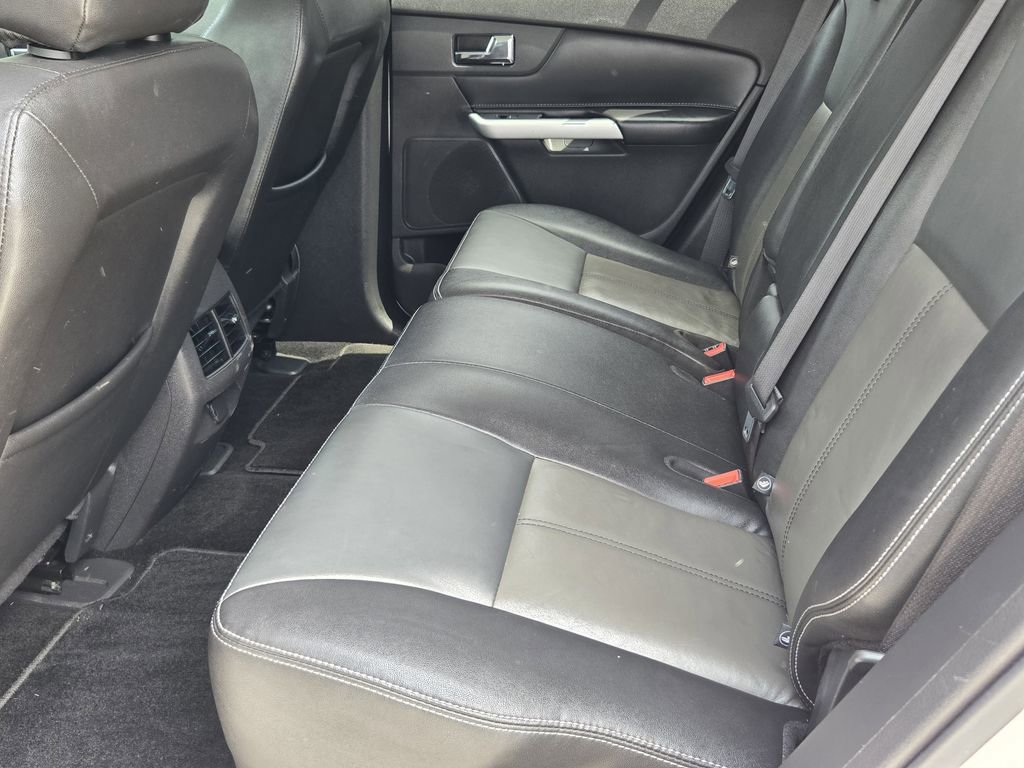 Used 2014 Ford Edge Sport w/ Driver Entry Package FWD image 32