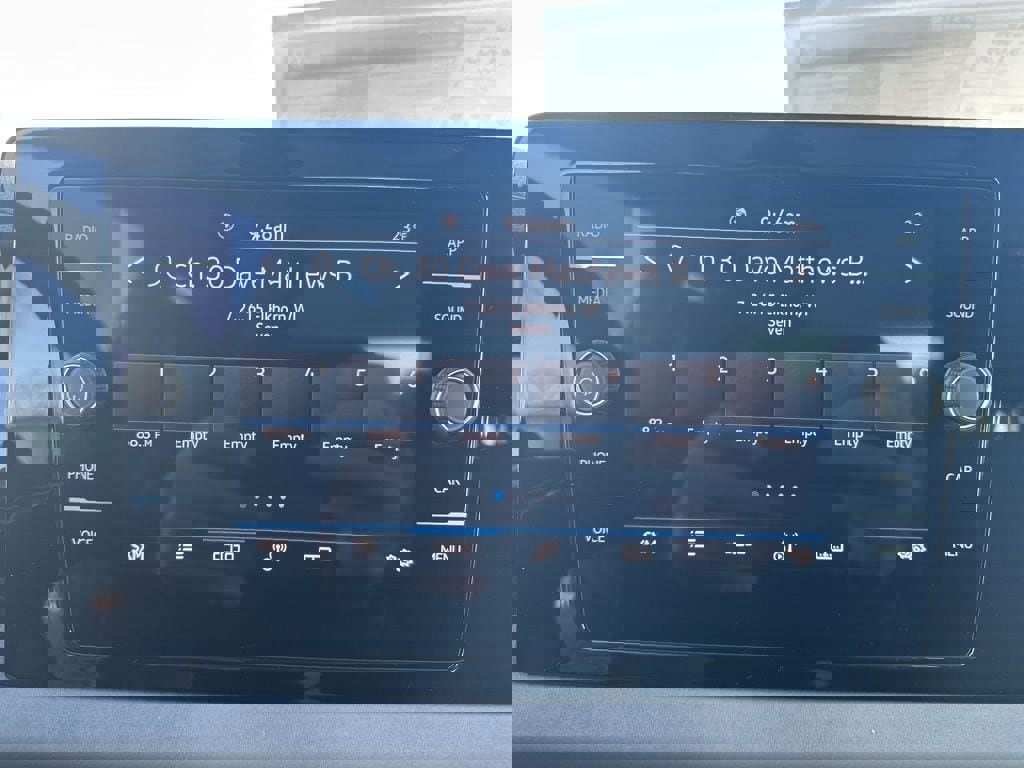 New 2026 Volkswagen Jetta SE image 18