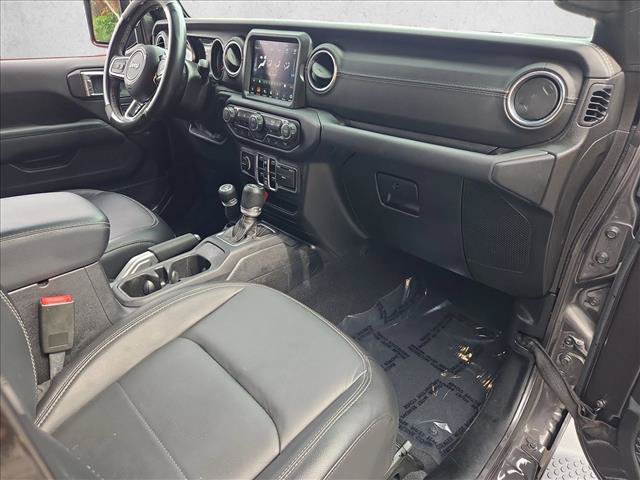 Used 2019 Jeep Wrangler Unlimited Sahara w/ Uconnect 4C Nav & Sound Group AWD/4WD image 21