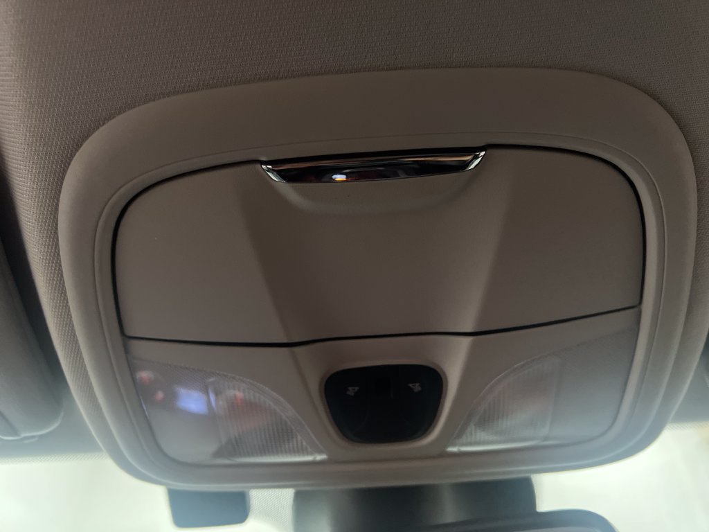 Used 2022 Jeep Cherokee Latitude Lux FWD image 21