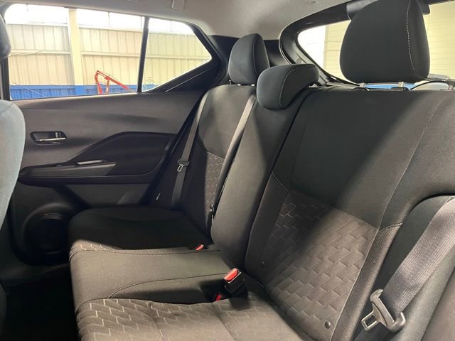 Used 2023 Nissan Kicks SV FWD image 17