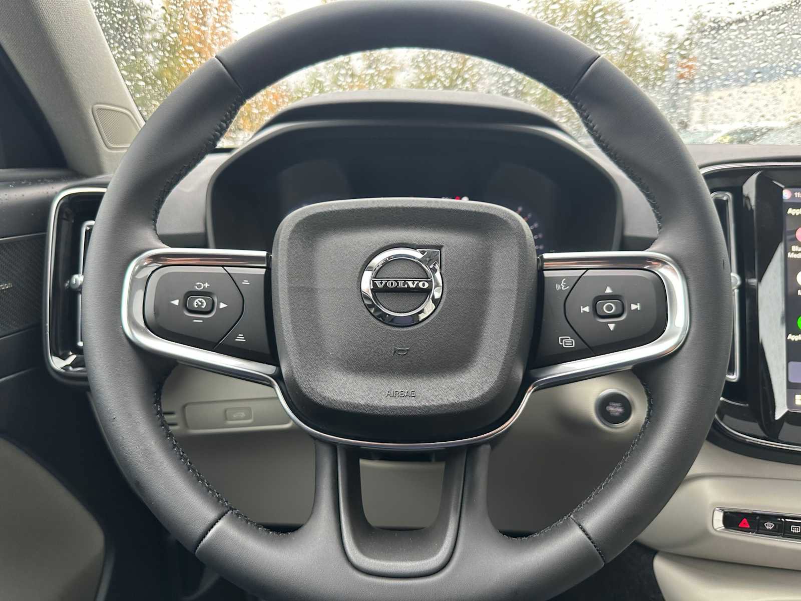 New 2026 Volvo XC40 B5 Plus w/ Climate Package image 30
