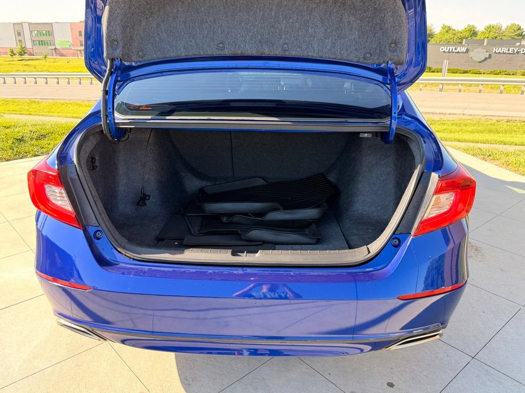 Used 2022 Honda Accord Sport image 5