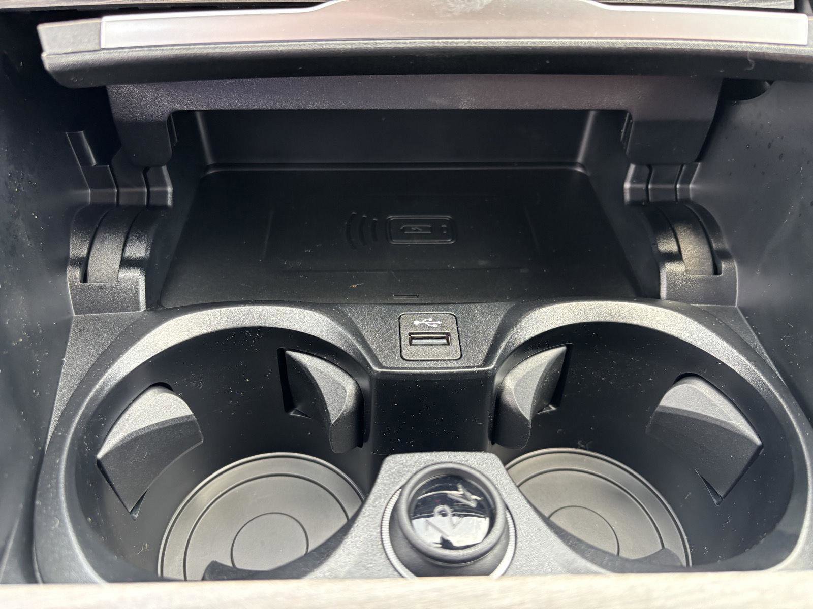 New 2026 BMW 330i Sedan w/ Premium Package RWD image 20
