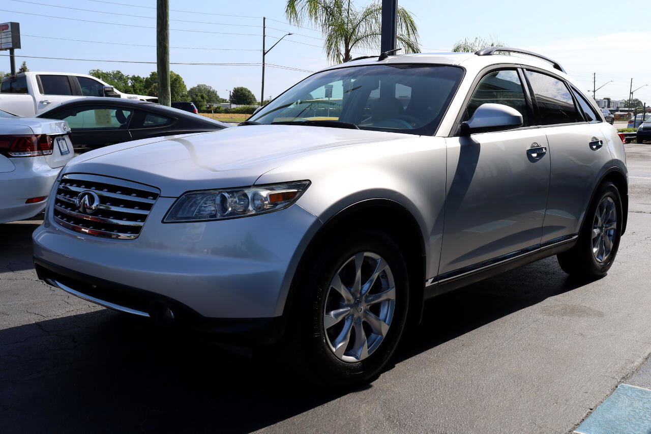 Used 2007 INFINITI FX35 2WD w/ Touring Pkg image 2