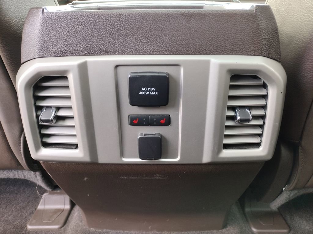 Used 2015 Ford F150 King Ranch image 9