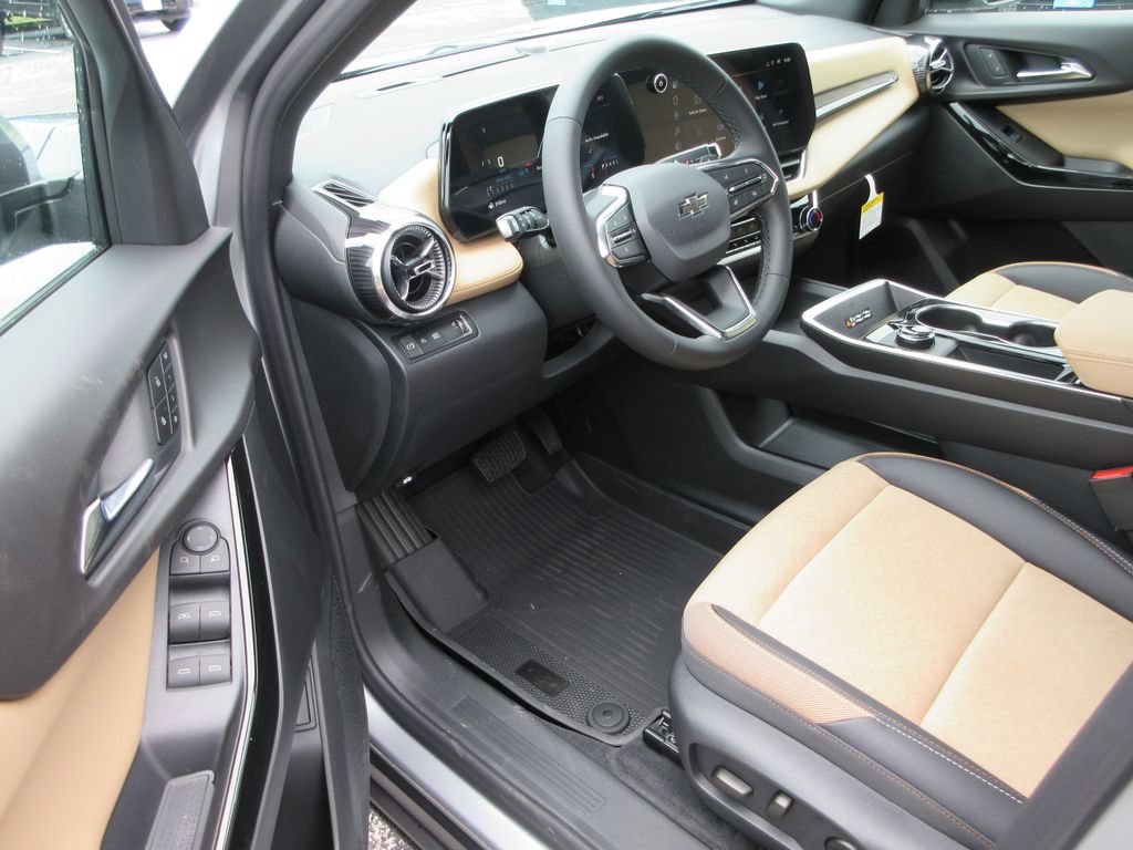 New 2027 Chevrolet Equinox ACTIV w/ Convenience Package III FWD image 12