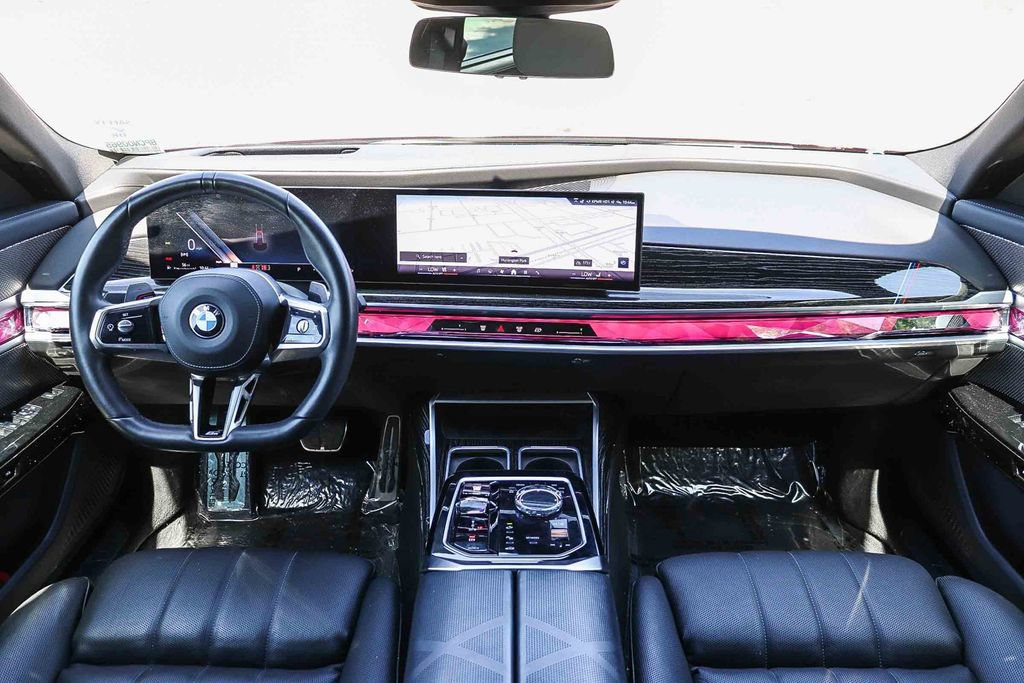 Used 2023 BMW 740i RWD image 14