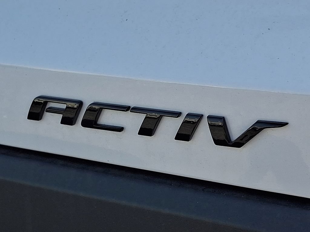 Used 2026 Chevrolet Equinox ACTIV AWD/4WD image 26