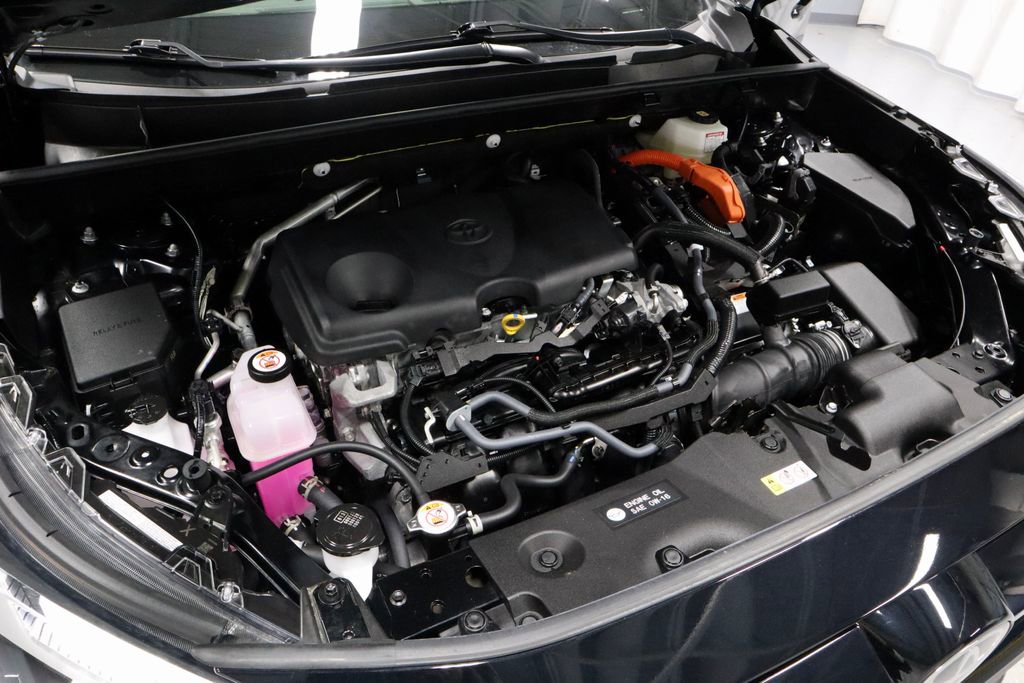 Used 2025 Toyota RAV4 XLE w/ Convenience Package image 15