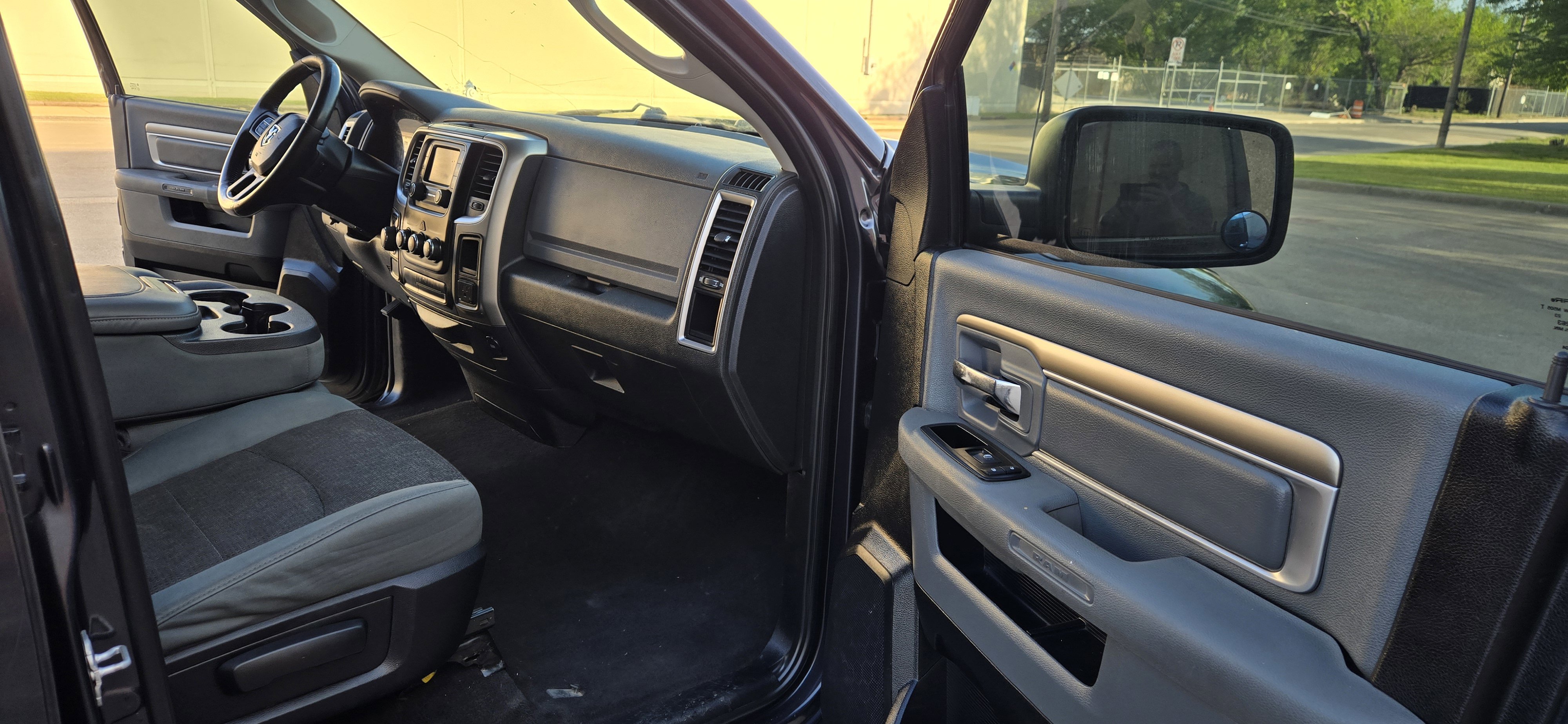 Used 2014 RAM 1500 Big Horn image 26