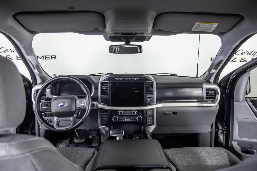Used 2023 Ford F150 Lightning XLT AWD/4WD image 19