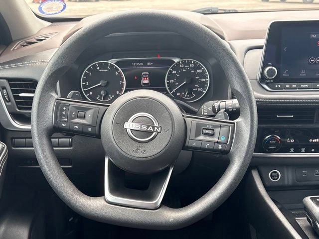 Used 2023 Nissan Rogue SV AWD/4WD image 12