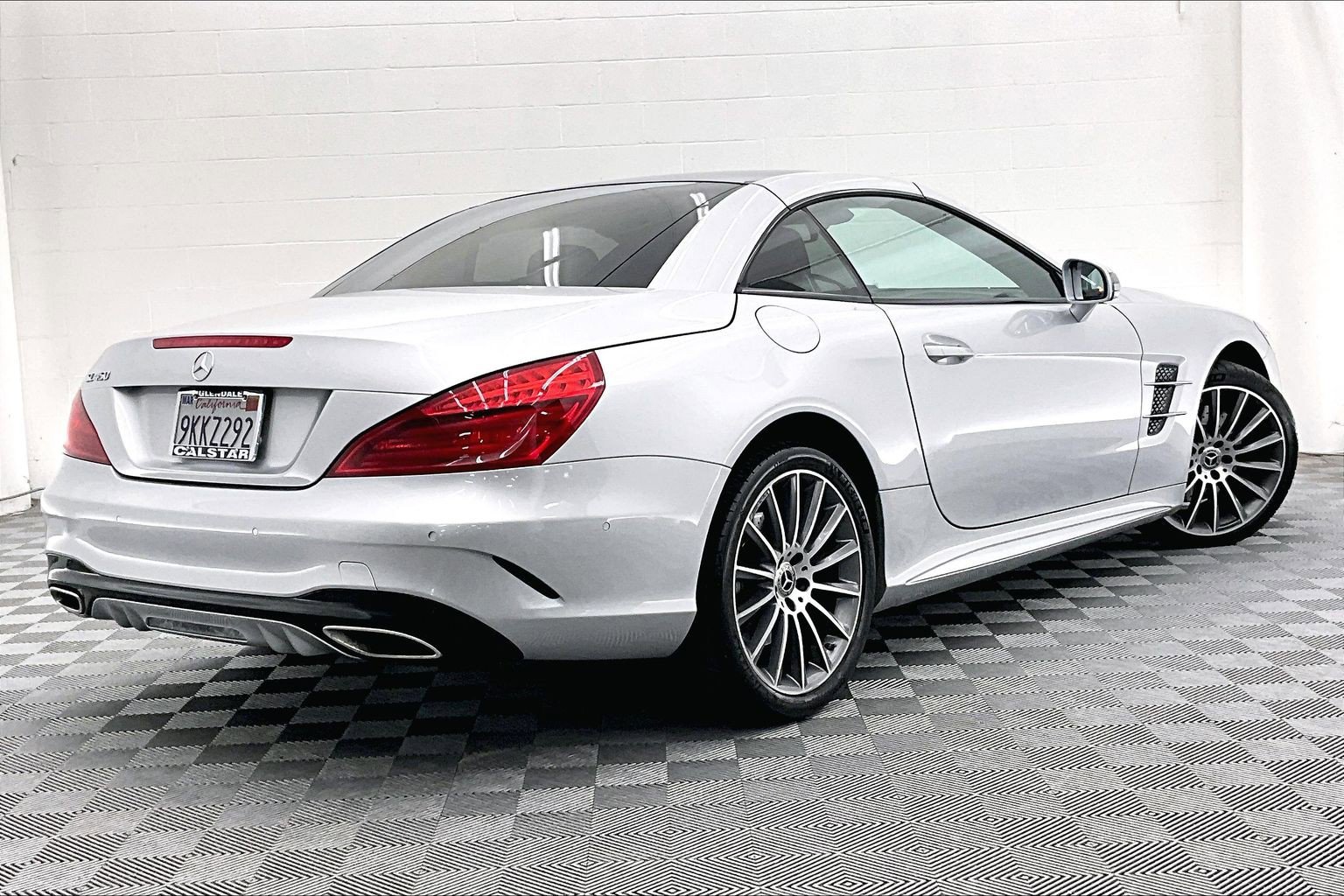 Used 2018 Mercedes-Benz SL 450 image 11