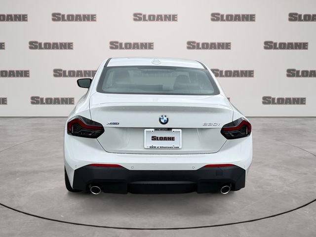 Certified 2025 BMW 230i xDrive Coupe w/ Convenience Package image 4