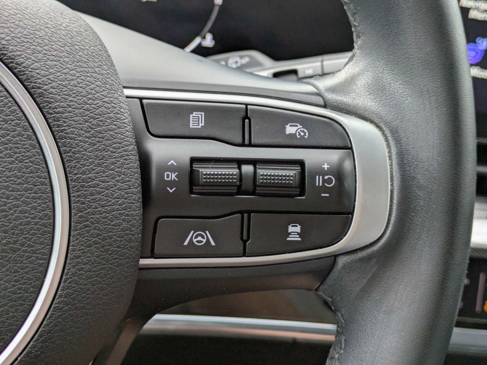 Certified 2023 Kia Sportage SX FWD image 22