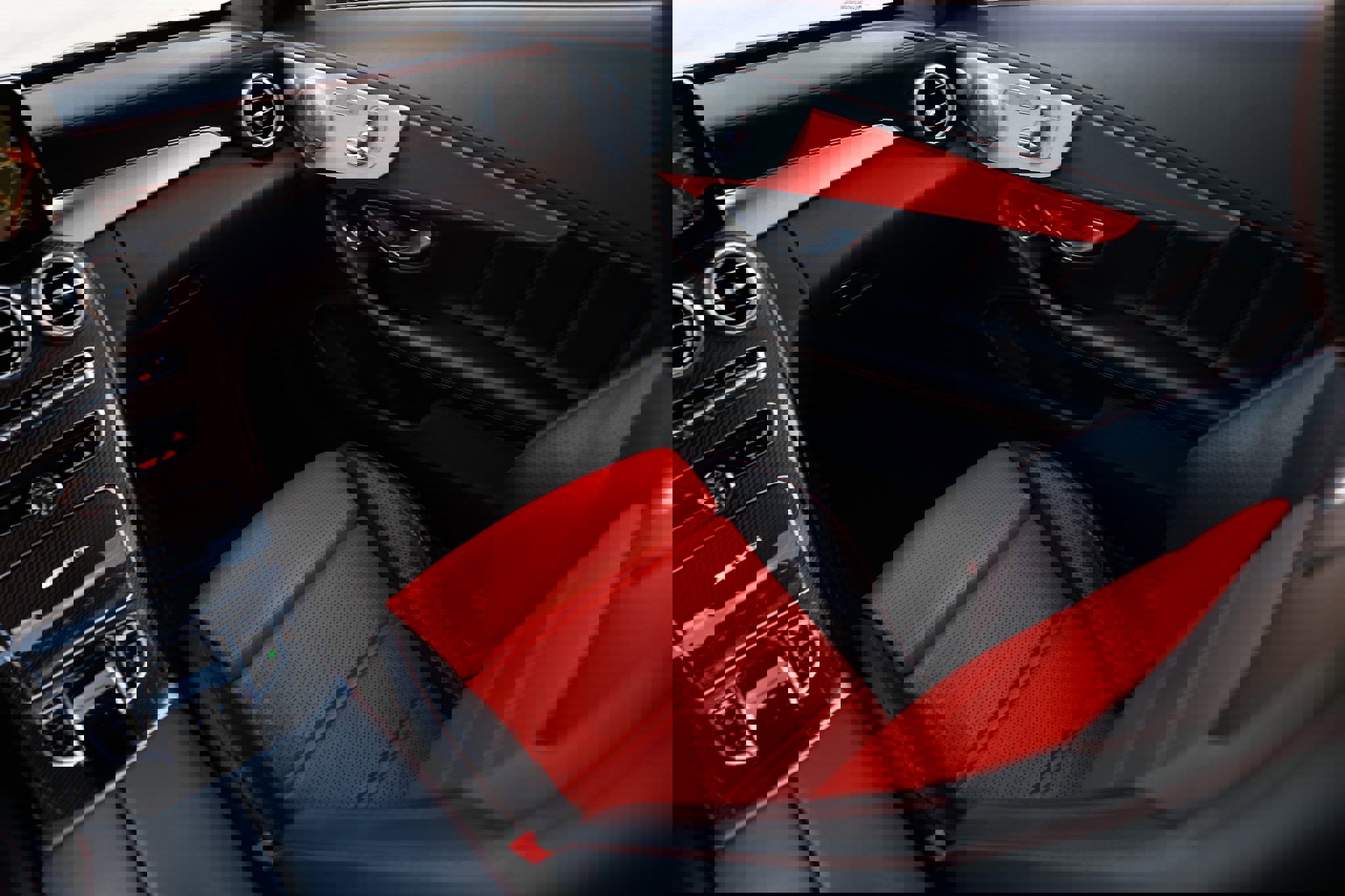 Used 2017 Mercedes-Benz C 63 AMG S image 27