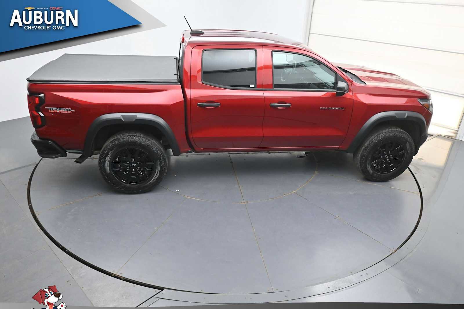 Used 2023 Chevrolet Colorado Trail Boss w/ Advanced Trailering Package AWD/4WD image 31