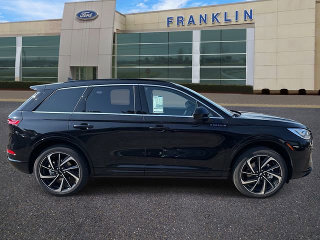 New 2025 Lincoln Corsair Grand Touring image 8