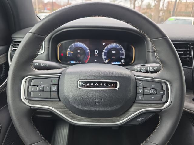 Used 2024 Jeep Wagoneer Series II w/ Flexible Seating Group image 19