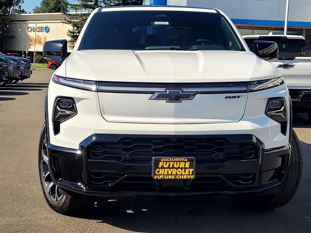 New 2025 Chevrolet Silverado EV RST AWD/4WD image 2