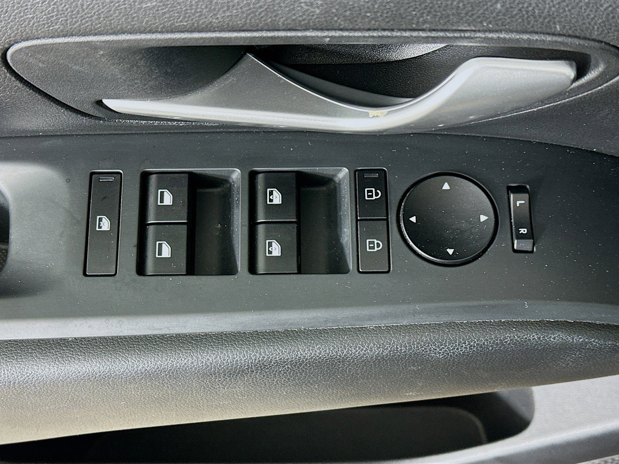 Used 2025 Hyundai Tucson SEL FWD image 15